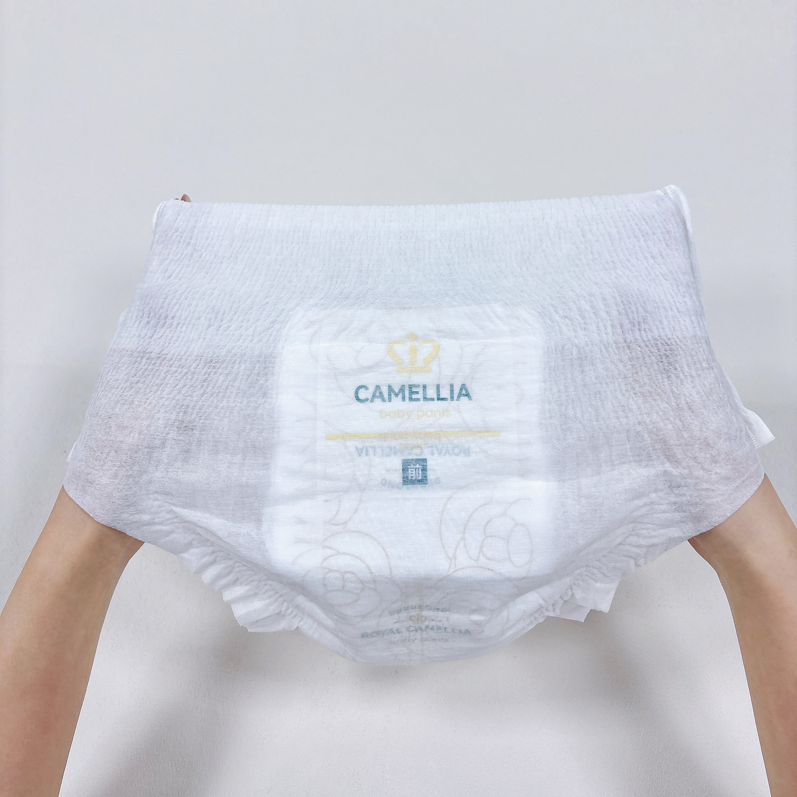 Pantalones desechables de bebé de aceite de camelia Royal